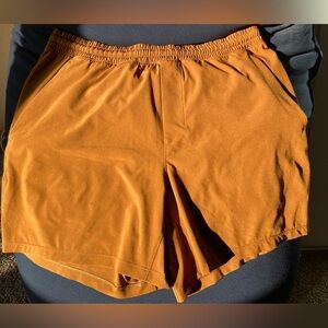 Lululemon Pace Breaker 5” shorts
